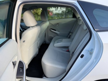2015 Toyota Prius - photo 8