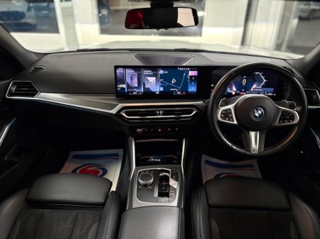 2023 BMW 3-Series - photo 19