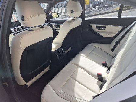 2016 BMW 3-Series - photo 17