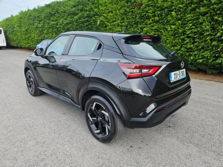 2023 Nissan Juke - photo 2