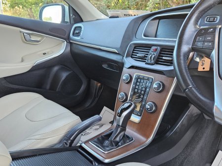 2016 Volvo V40 - photo 30