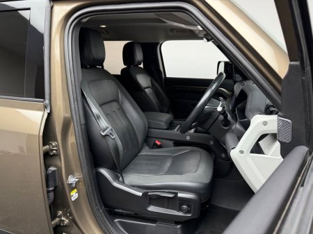 2020 Land Rover Defender - photo 10