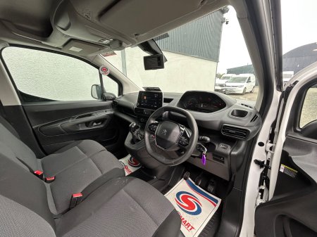 2020 Peugeot Partner - photo 10