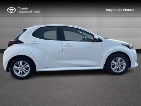 2020 Toyota Yaris - photo 3