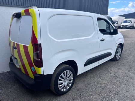 2020 Peugeot Partner - photo 3