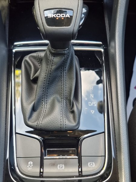 2025 Skoda Karoq - photo 15