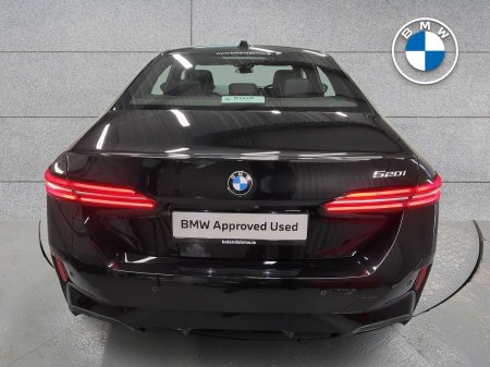 2024 BMW 5-Series - photo 15