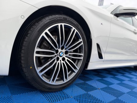 2018 BMW 5-Series - photo 14