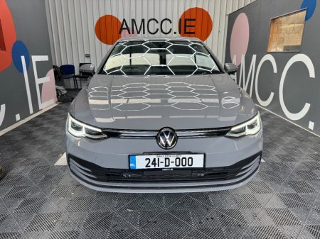 2024 Volkswagen Golf - photo 2