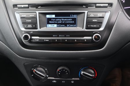 2016 Hyundai i20 - photo 13
