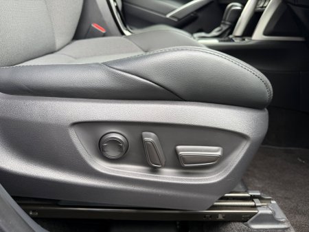 2024 Toyota Corolla Cross - photo 15