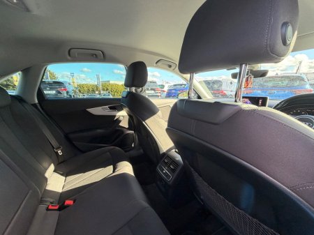 2017 Audi A4 - photo 35