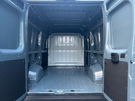 2026 Opel Movano - photo 9