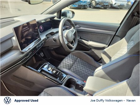2026 Volkswagen Golf - photo 4