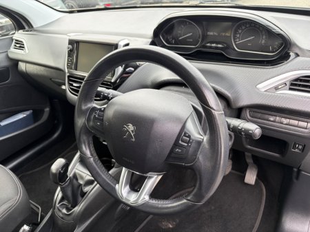 2019 Peugeot 208 - photo 8
