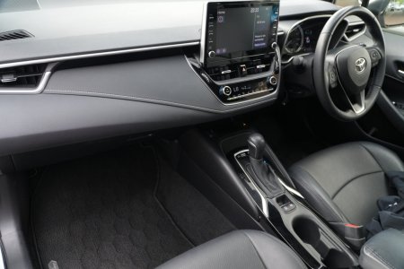 2019 Toyota Corolla - photo 19