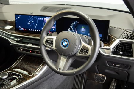 2025 BMW X5 - photo 9