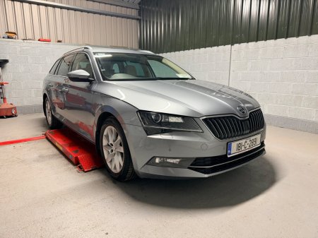 2018 Skoda Superb - photo 2