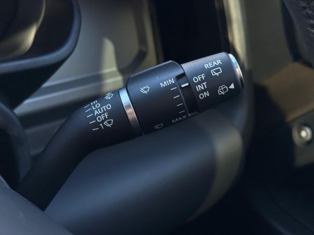 2025 Land Rover Defender - photo 24