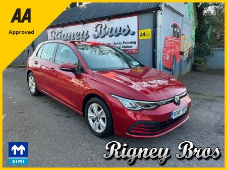 2022 Volkswagen Golf LIFE TSI