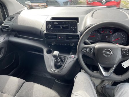 2022 Opel Combo - photo 9