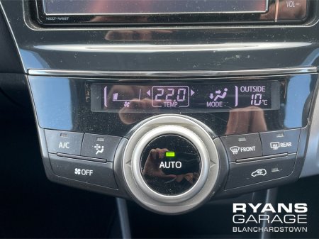 2019 Toyota Prius - photo 19