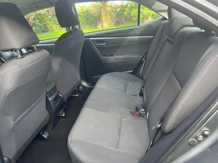 2015 Toyota Corolla - photo 10