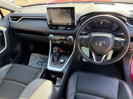 2020 Toyota RAV4 - photo 10
