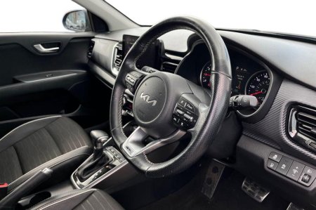 2023 Kia Stonic - photo 9