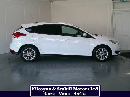 2017 Ford Focus - photo 9