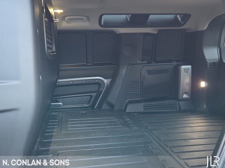 2022 Land Rover Defender - photo 5