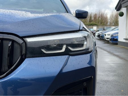 2023 BMW 5-Series - photo 10