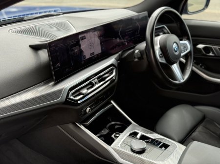2023 BMW 3-Series - photo 7