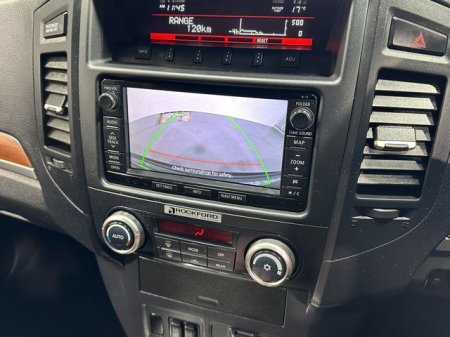 2014 Mitsubishi Pajero - photo 16