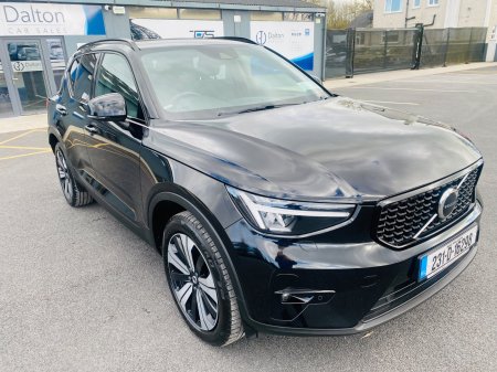 2023 Volvo XC40 - photo 3