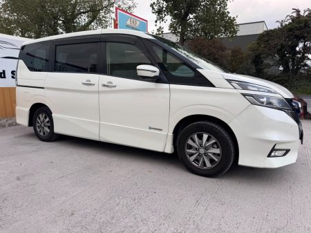 2019 Nissan Serena - photo 4