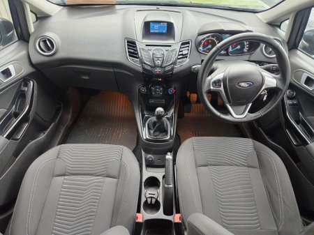 2017 Ford Fiesta - photo 12