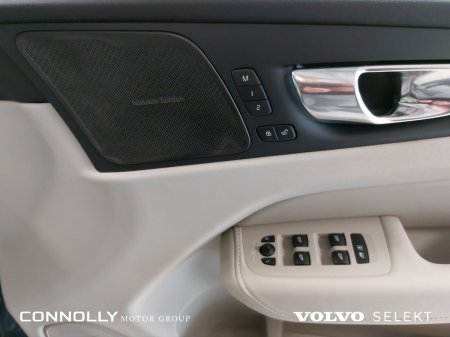 2025 Volvo XC60 - photo 24