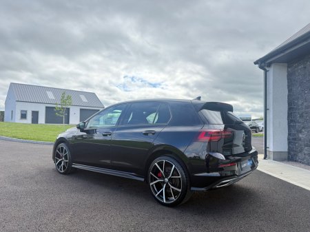 2023 Volkswagen Golf - photo 3