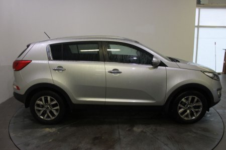 2015 Kia Sportage - photo 2