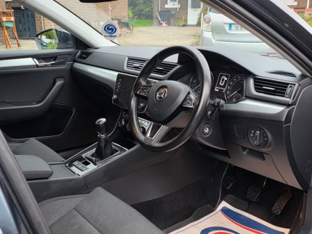 2018 Skoda Superb - photo 18