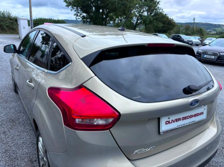 2017 Ford Focus - photo 15