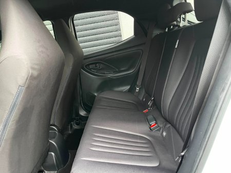 2022 Toyota Yaris - photo 19