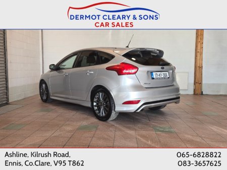 2017 Ford Focus - photo 7