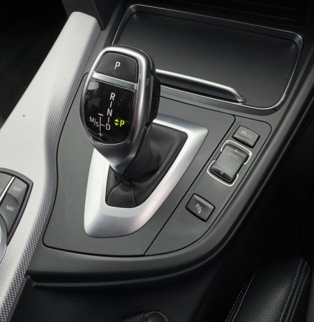 2017 BMW 3-Series - photo 18