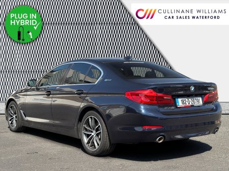 2018 BMW 5-Series - photo 6