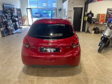2017 Peugeot 208 - photo 7