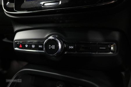 2023 Volvo XC40 - photo 34