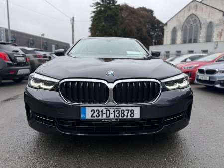 2023 BMW 5-Series - photo 10