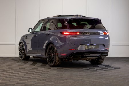 2025 Land Rover Range Rover Sport - photo 4